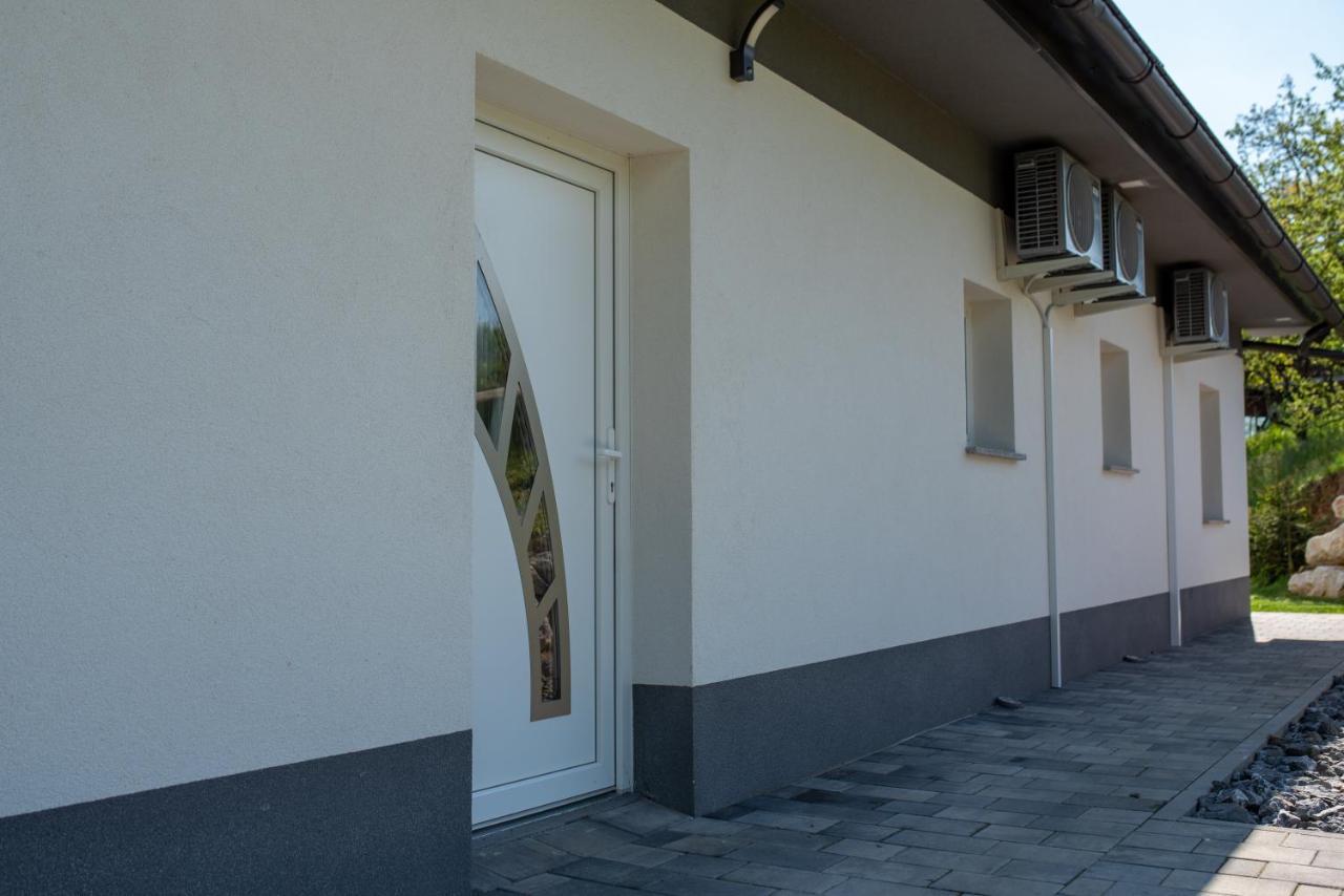 Apartmaji Gracner Dramlje المظهر الخارجي الصورة
